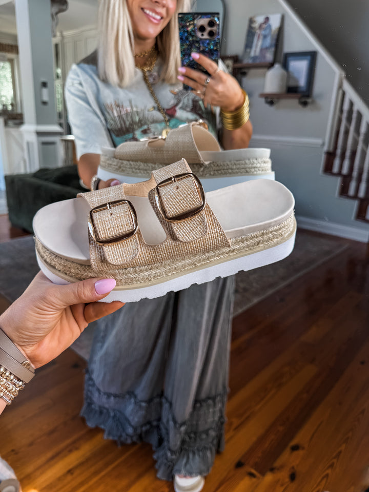Monique Platforms
