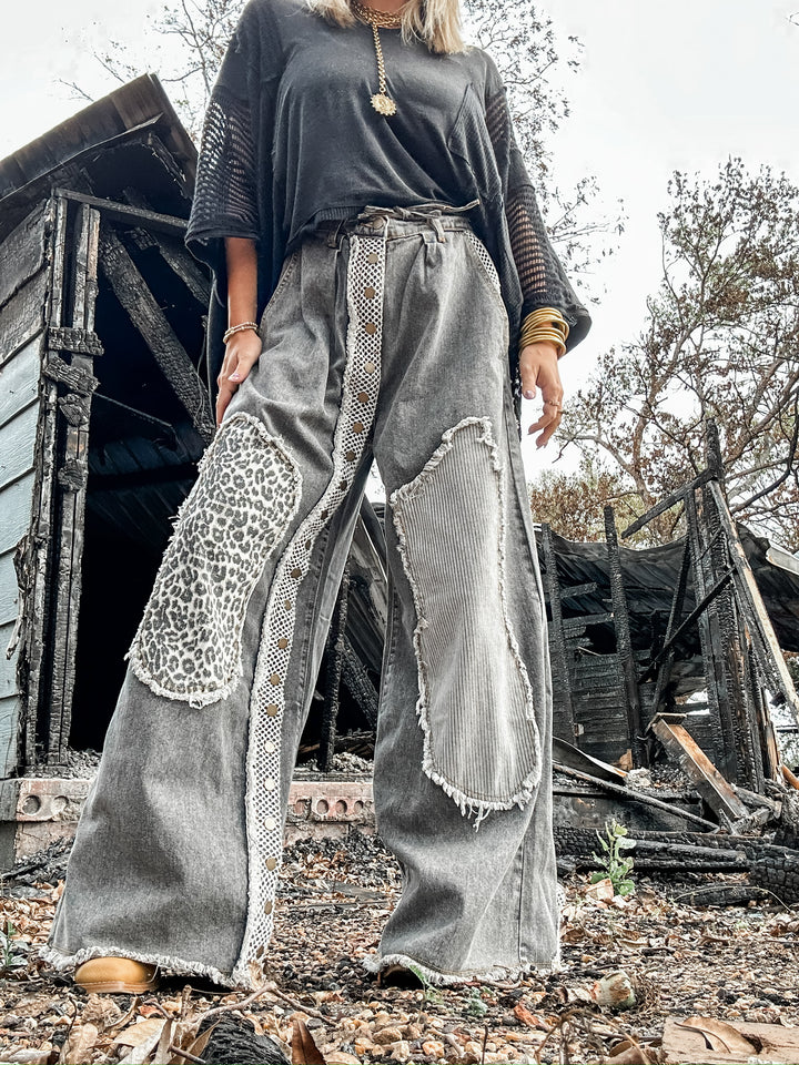 Weekend Wonder Bottoms - Black Multi