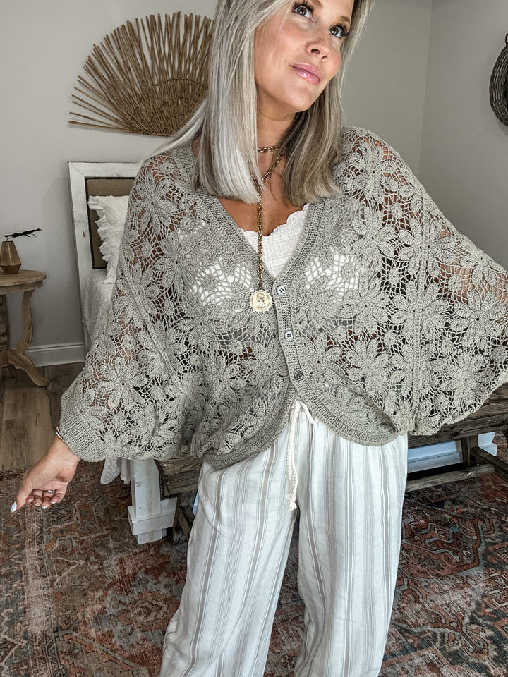 The Texture Talk Top - Taupe