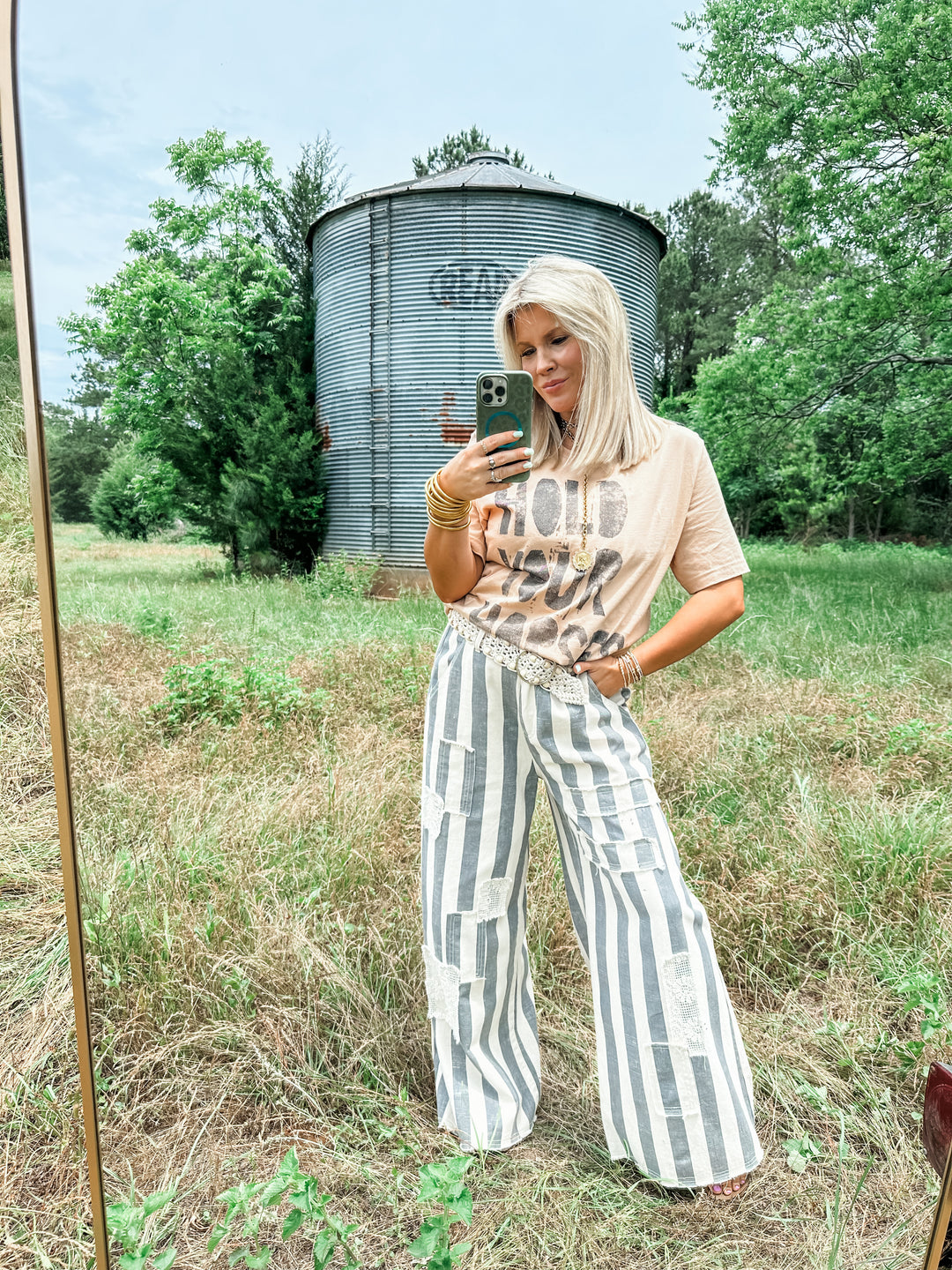 Hold Your Horses Graphic Tee