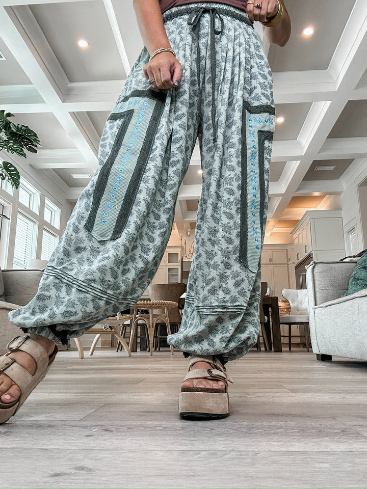 Meadow Breeze Joggers