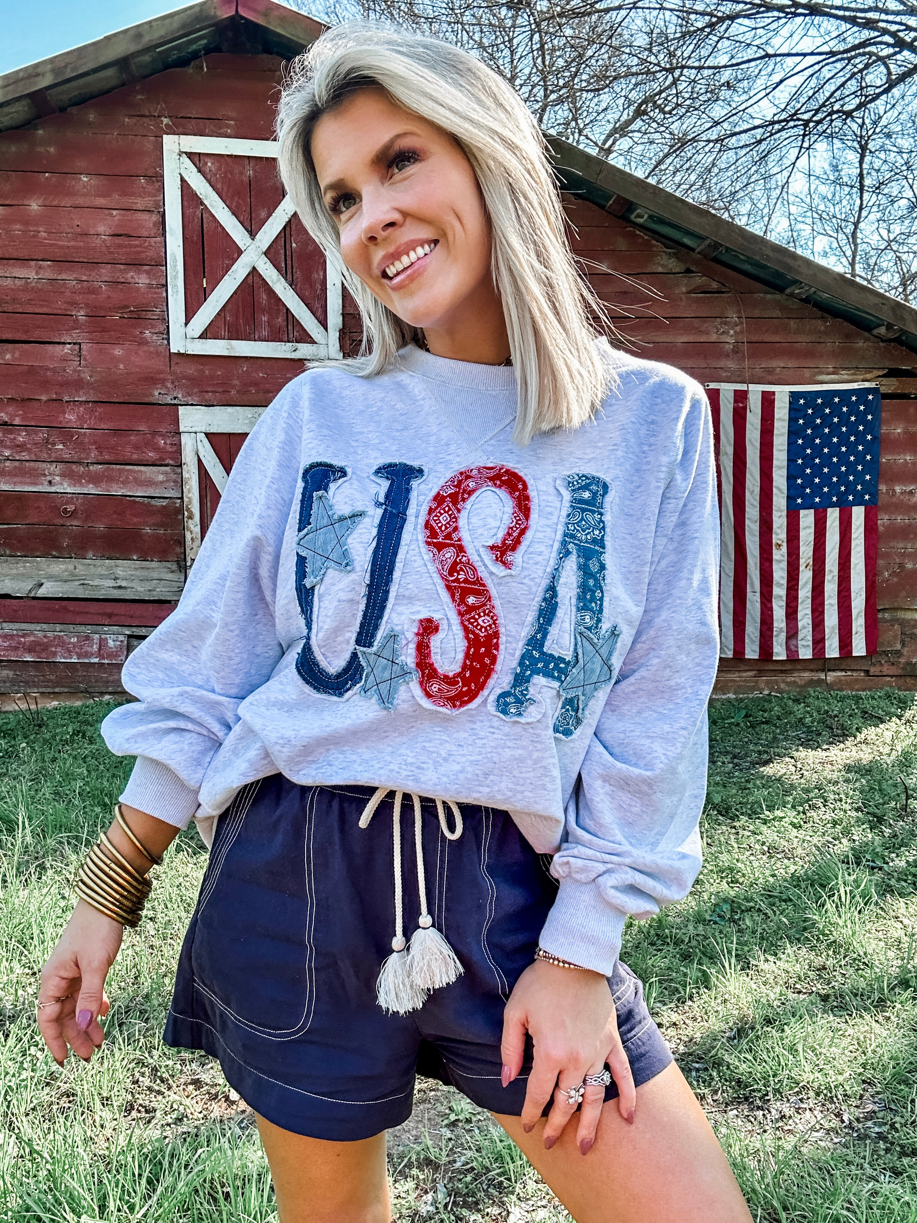 Freedom Stitch Crewneck – Hitchin' It Boutique