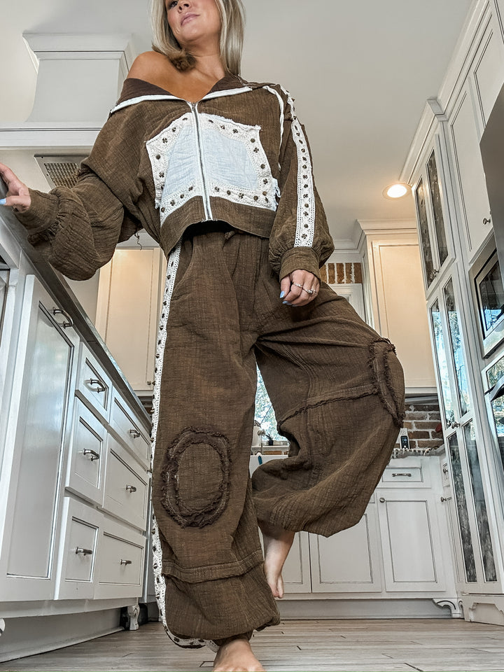 Elevated Essentials Chocolate Set