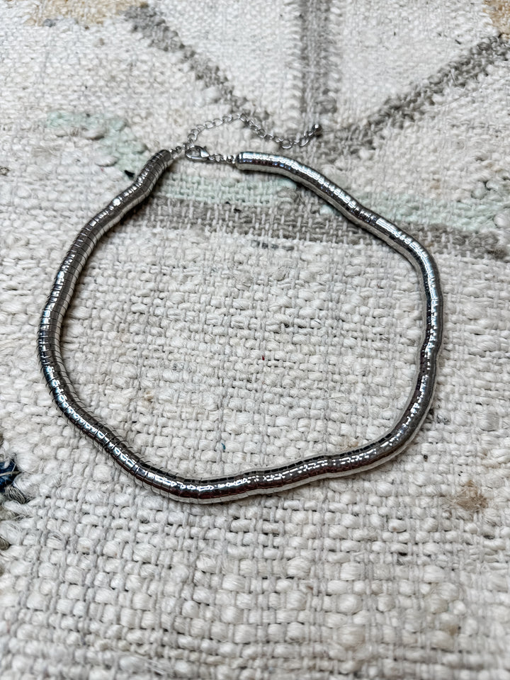 Small Rhodium Slinky Metal Necklace