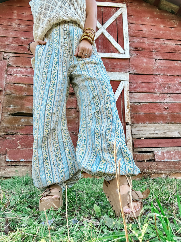 Twist of Lemon Bottoms
