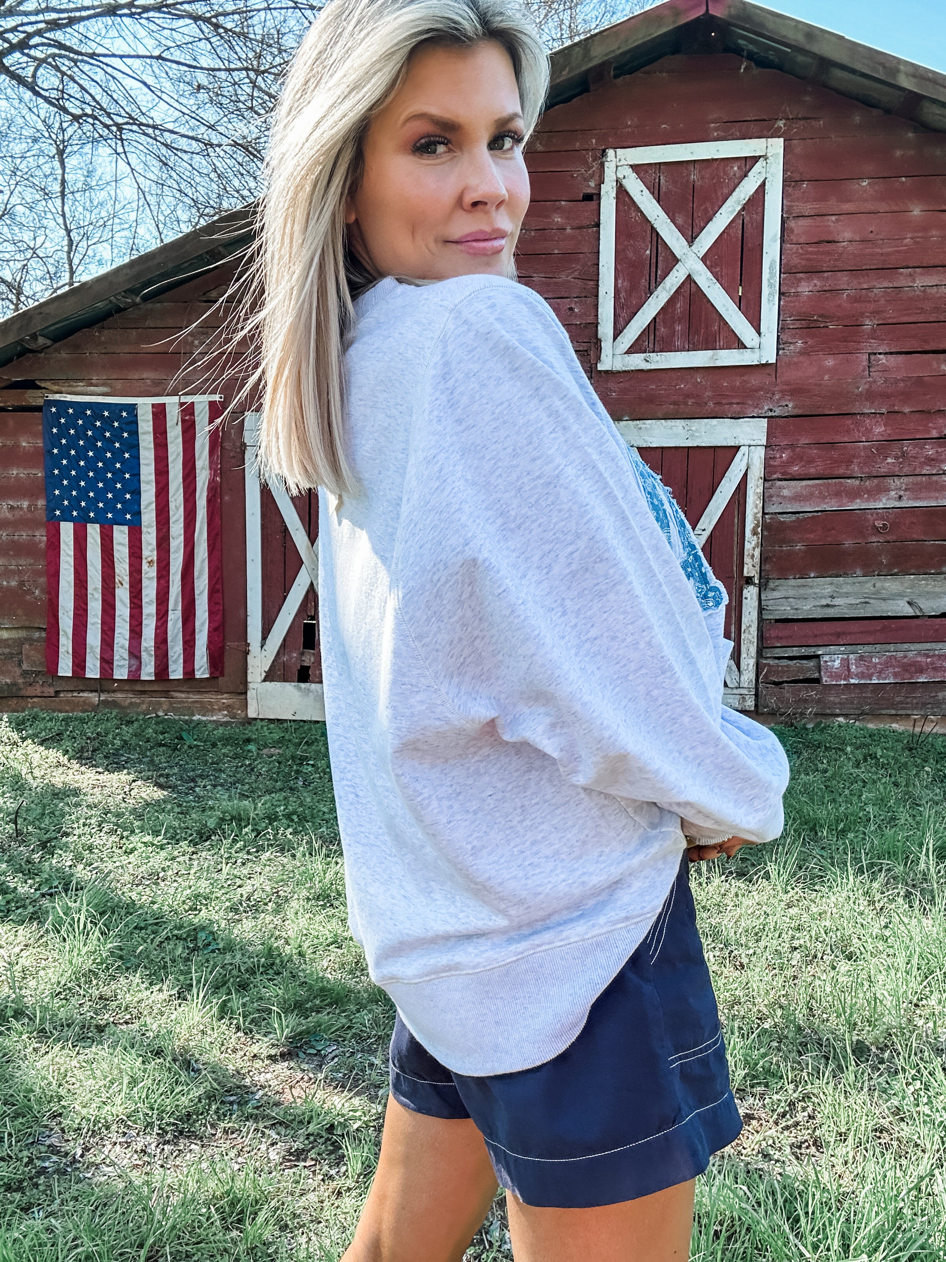 Freedom Stitch Crewneck – Hitchin' It Boutique