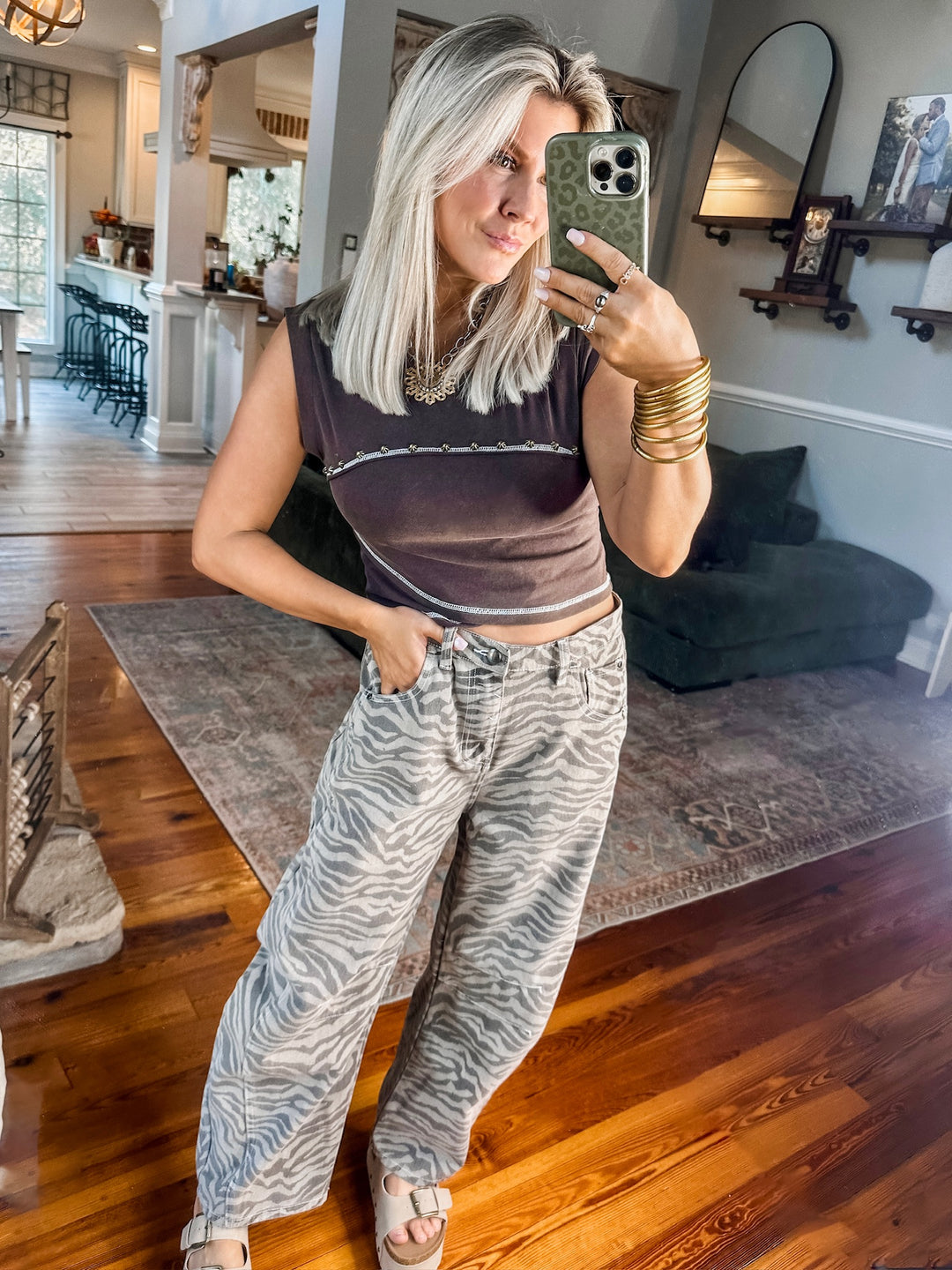 Everyday Edge Top - Coffee