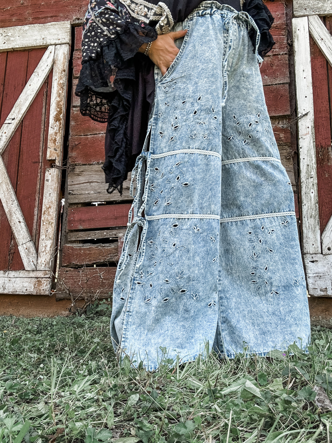 Side Glance Wide Leg Denim