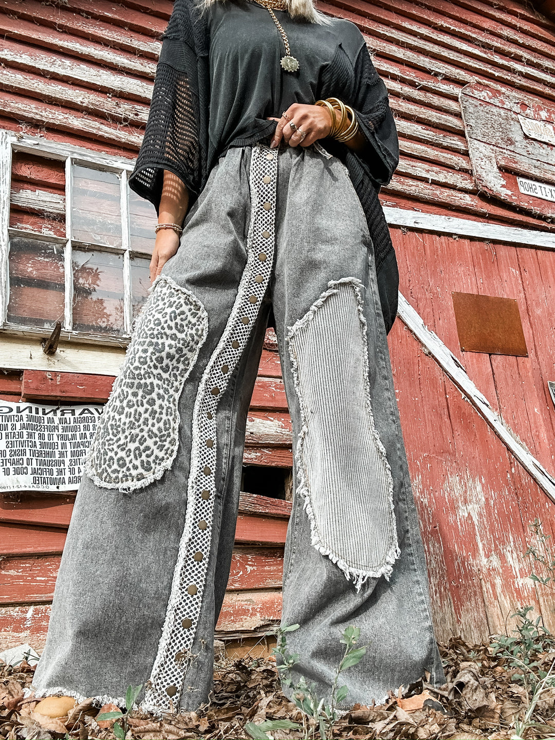 Weekend Wonder Bottoms - Black Multi