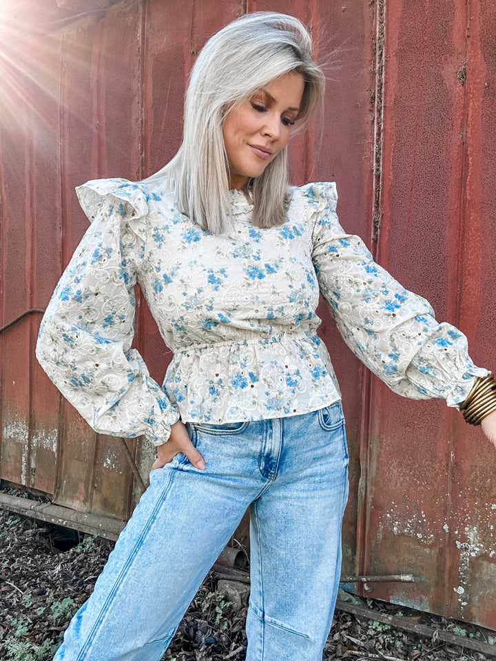Bloom with Edge Top