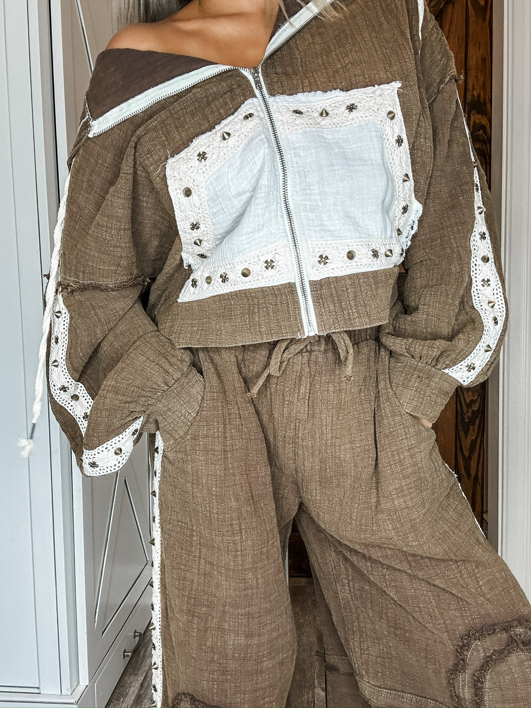 Elevated Essentials Chocolate Set