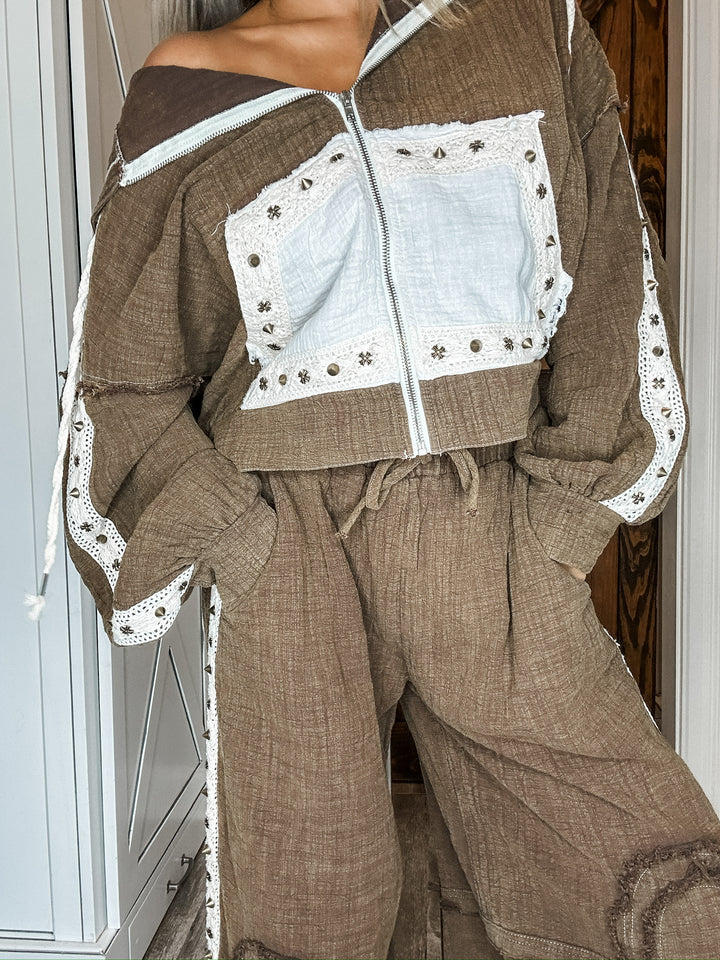 Elevated Essentials Chocolate Set