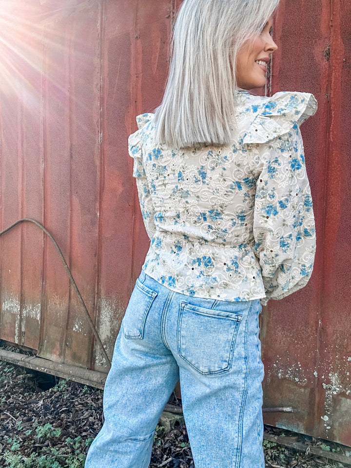 Bloom with Edge Top
