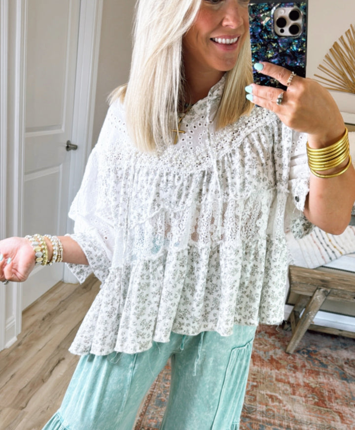 Look Again Top - Ivory Floral