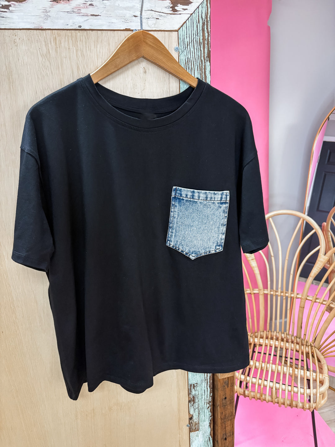 Surprise Me Top - Black