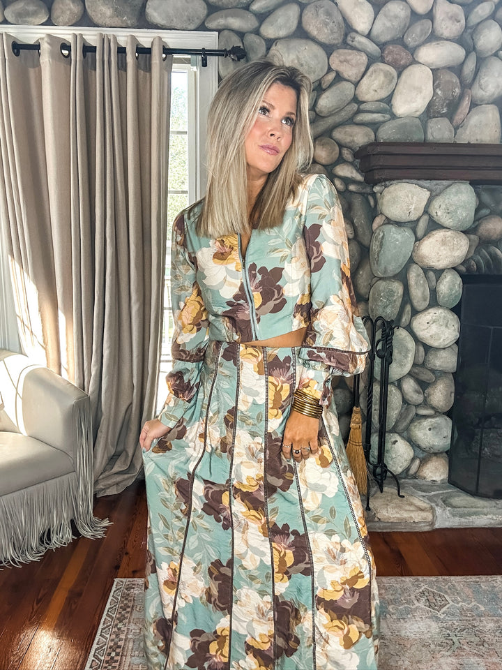 On the Edge Sage Set