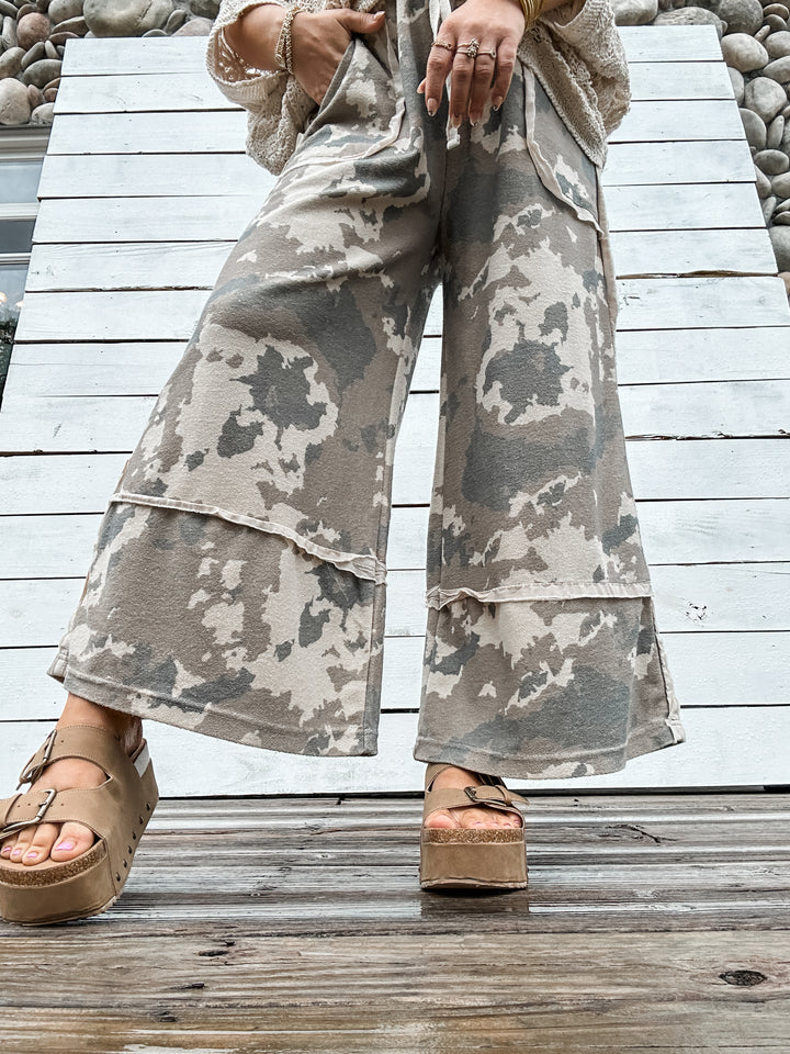 Worn & Wild Camo Crops
