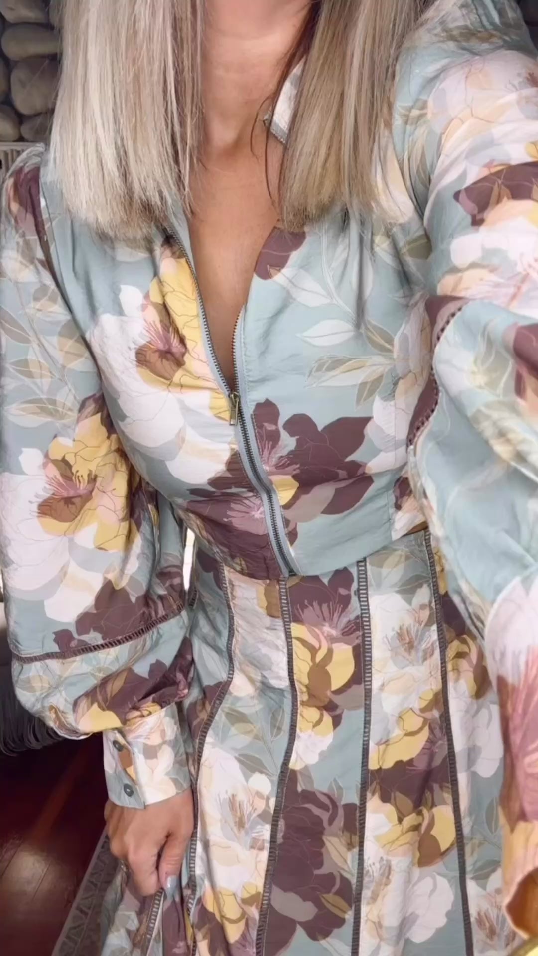 On the Edge Sage Set