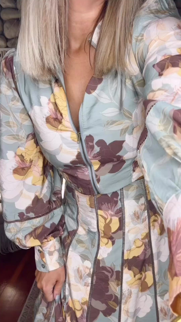 On the Edge Sage Set